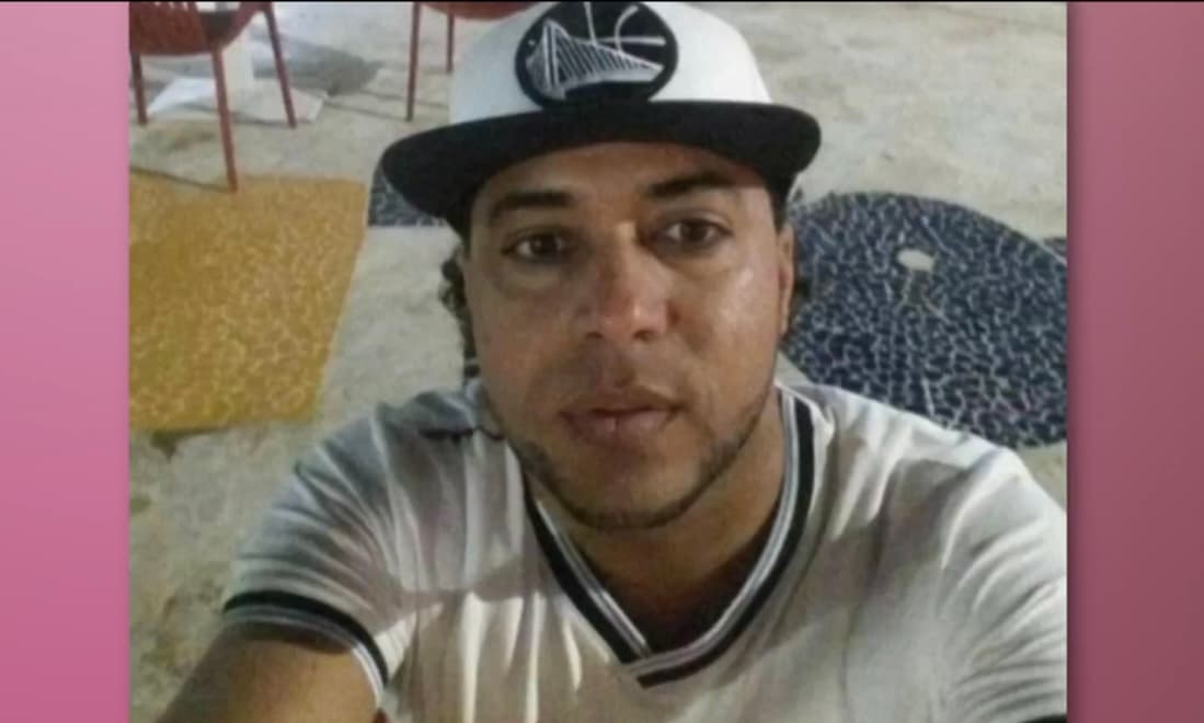 Hasta el momento, la policía no ha podido dar con el paradero del agresor, por lo que 
<b>se encuentra prófugo.</b>
<br>