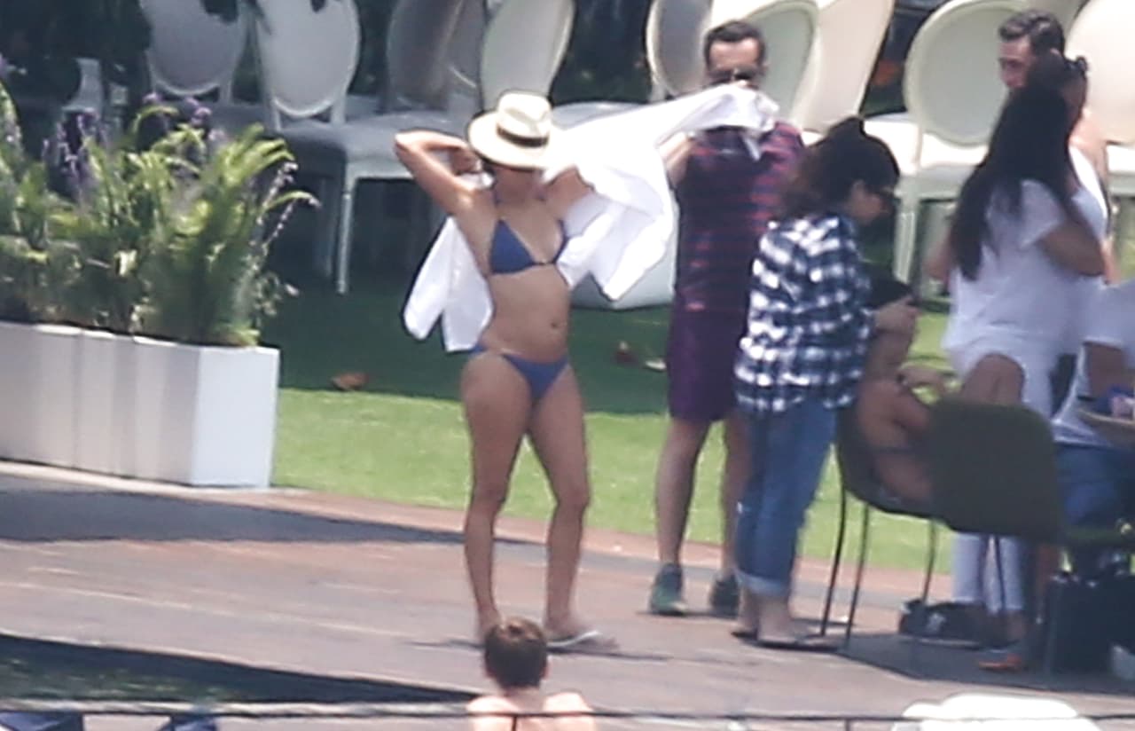 Seguramente se estaba alistando para disfrutar de su luna de miel.