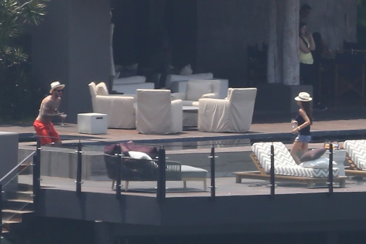 Todos los invitados se retiraron, menos los Beckham.