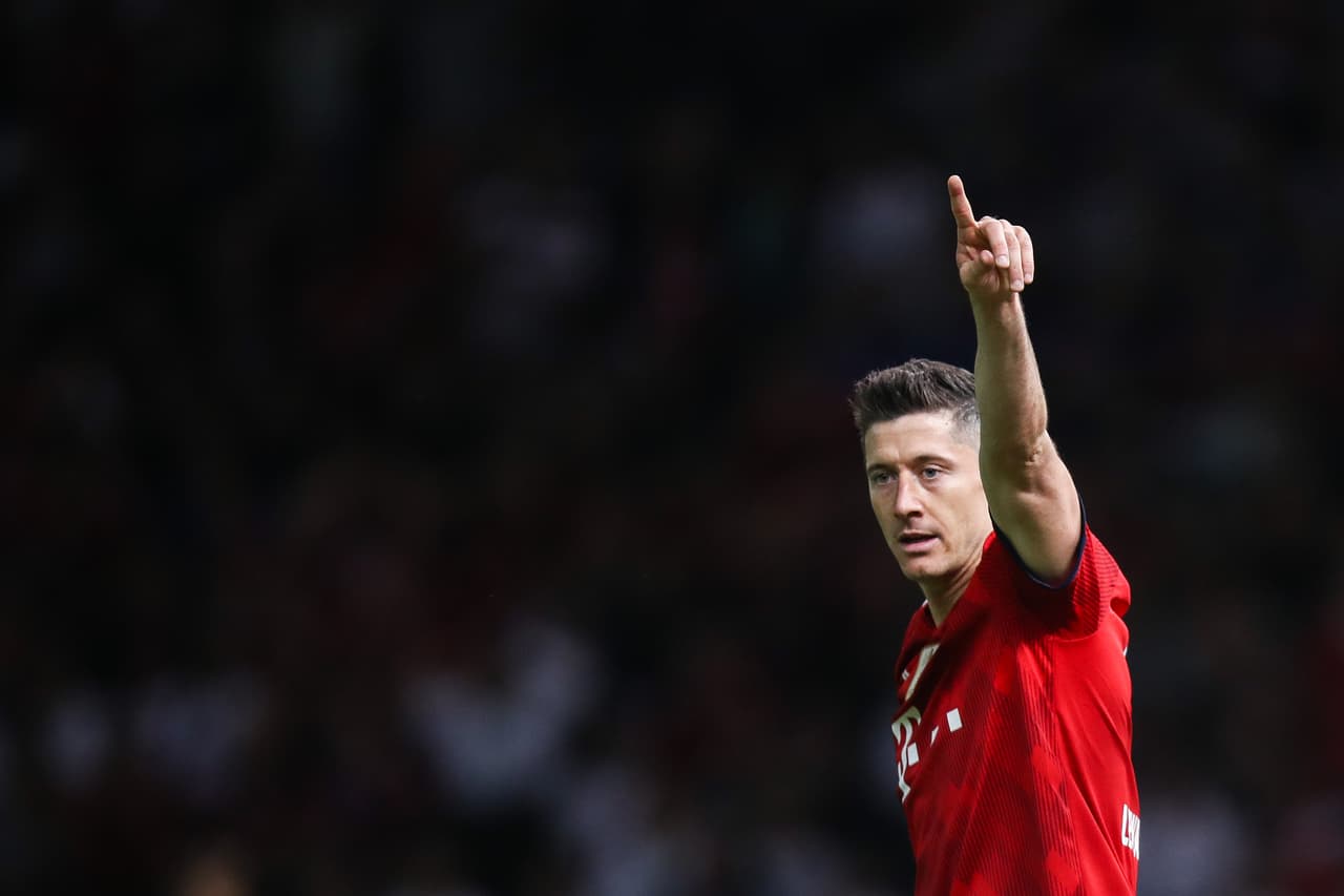 Uno de los equipos que más fuerza toma para quedarse con Robert Lewandowski es la Juventus, aunque los topes salariales serían un impedimento.