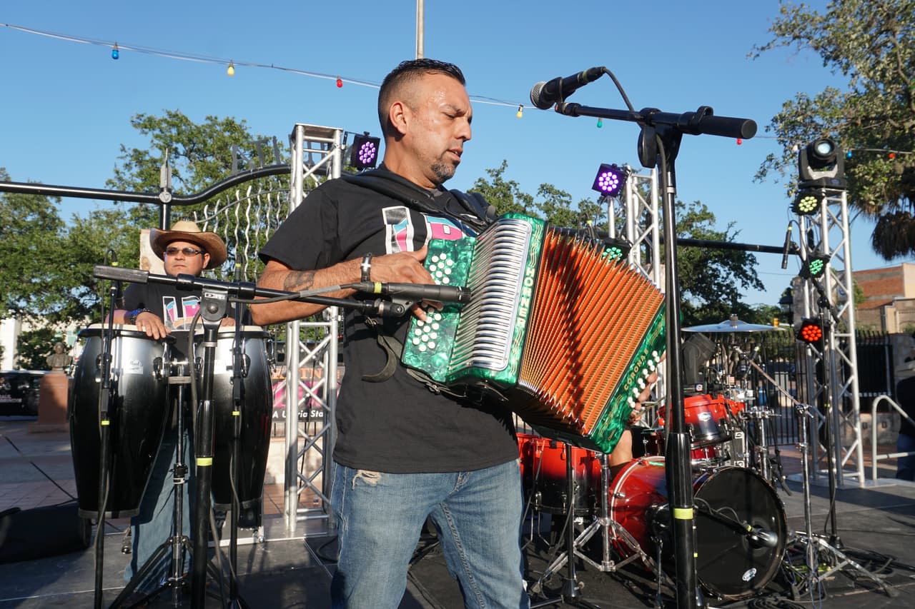 Ram Herrera, Los Banger Broz and Jorge Alejandro took the stage inside La Villita.