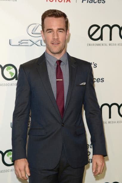 Este tipo de abusos, ya sea dentro de un actual entorno laboral o en la infancia, también lo han padecido algunos varones. En Hollywood, los actores James Van Der Beek (foto) y Corey Feldman son 
<b><a href="https://www.univision.com/entretenimiento/escandalo-de-celebridades/tambien-les-paso-a-ellos-estos-famosos-actores-han-sufrido-acoso-y-abuso-sexual-en-hollywood" target="_blank">algunos de los casos más conocidos. </a></b>
<br>