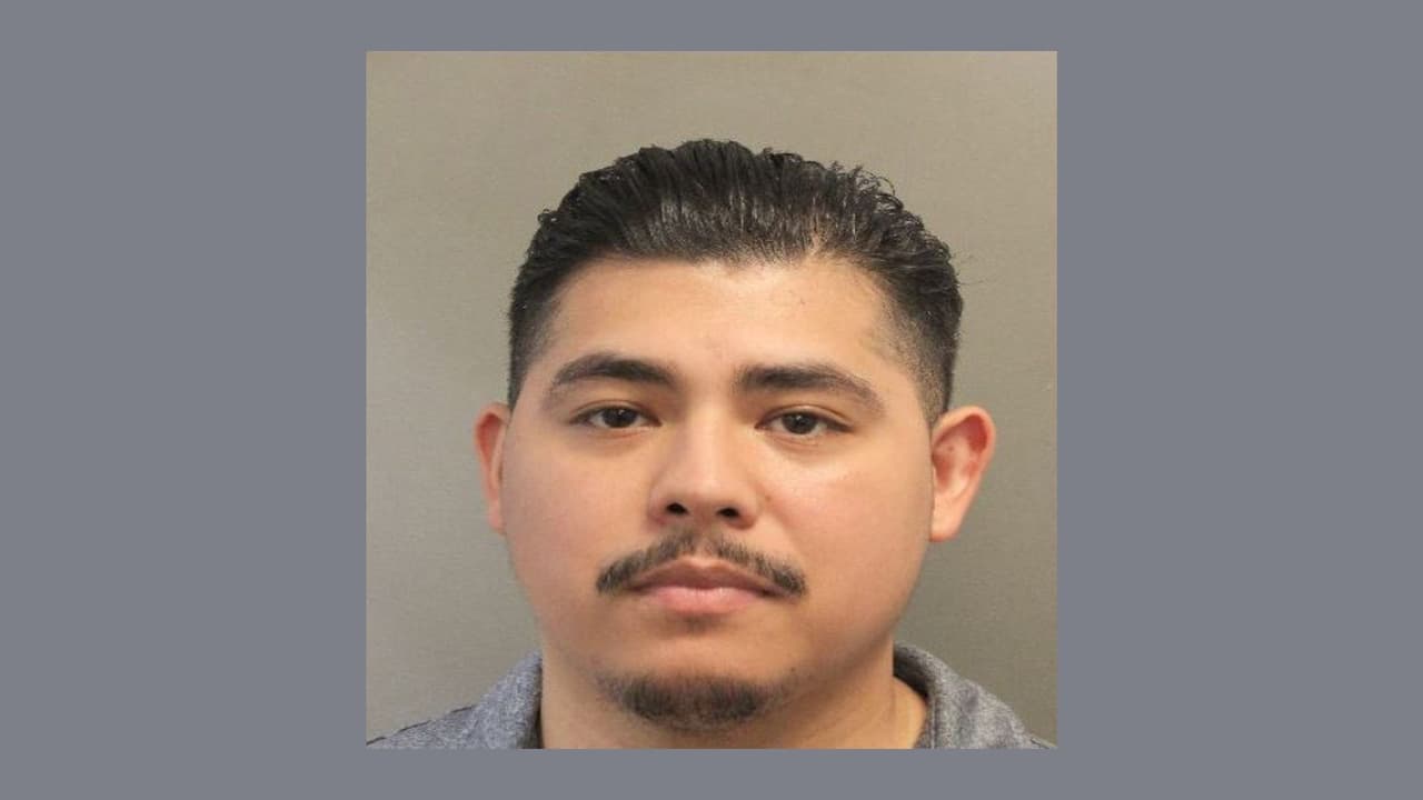 Arrestan a un repartidor de Domino's Pizza acusado de balear a una persona en un caso de furia al volante