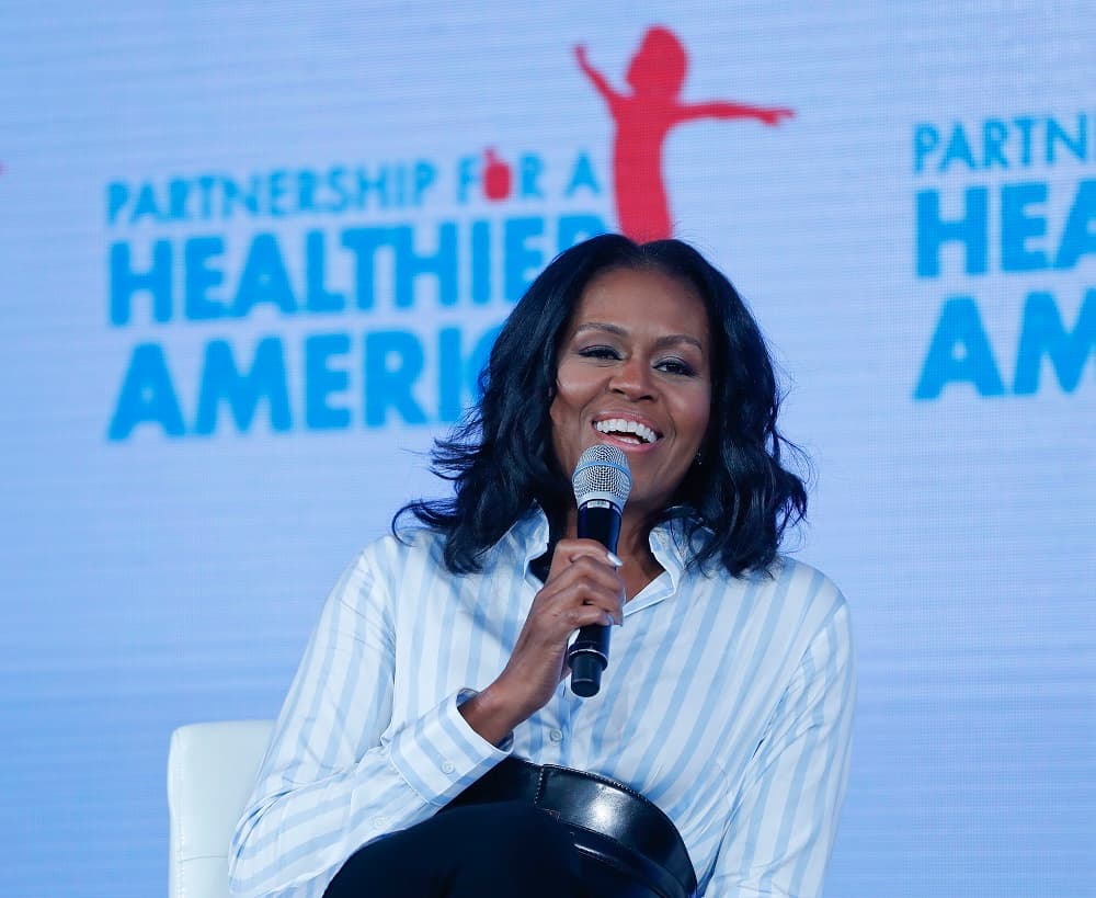 Michelle Obama recrimina al gobierno de Trump: "¿Por qué no quieren que nuestros niños tengan comida saludable en la escuela?"
