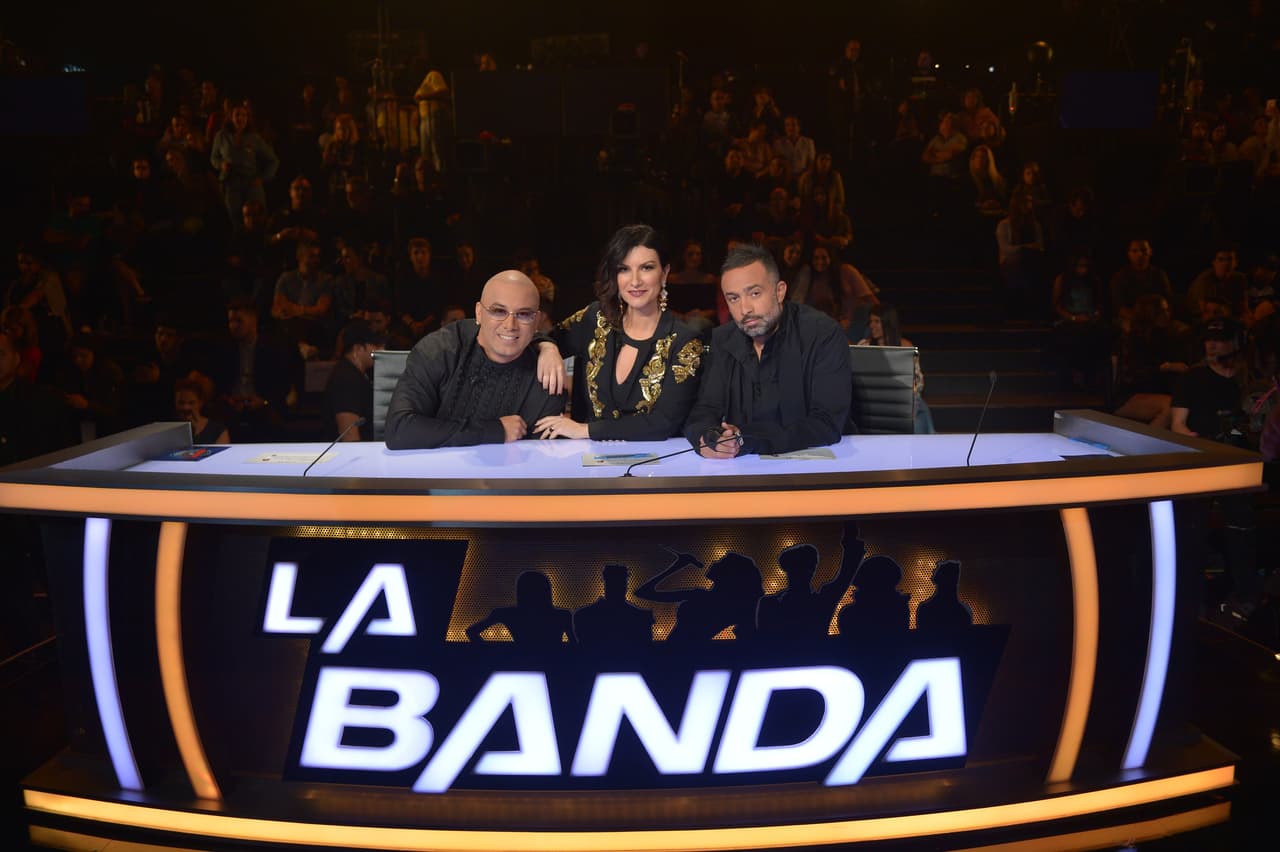 Los jueces llegaron estrictos pero muy risueños.