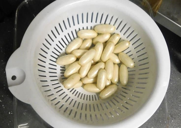 Un hombre es detenido en un aeropuerto con 110 paquetes de cocaína en el estómago