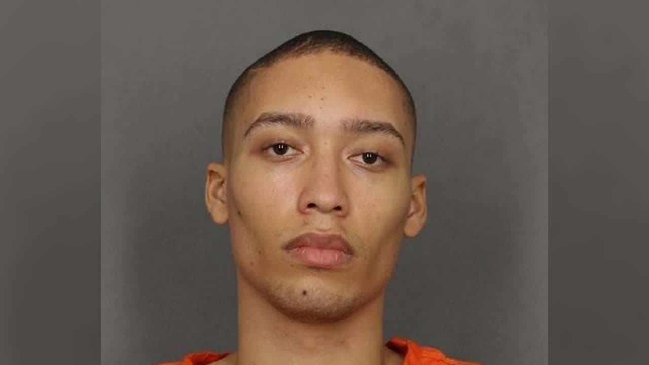 Hombre mata a su padrastro durante una discusión tras la llegada de un invitado gay a su casa en Nueva Jersey