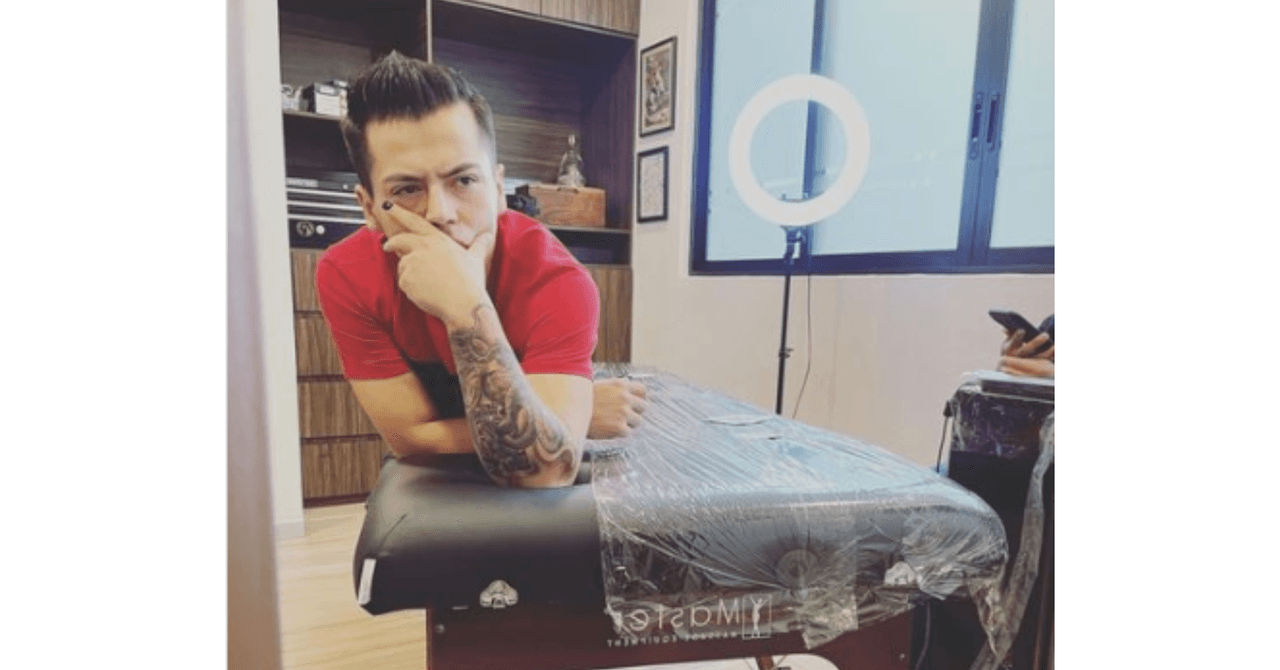 Actor Adrián Alonso