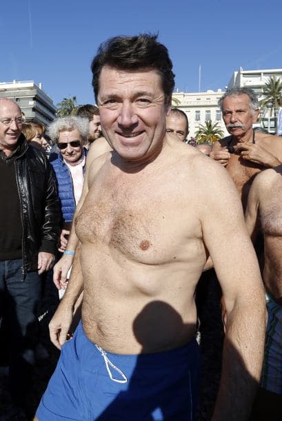 Bien por el alcalde Christian, puso el ejemplo.