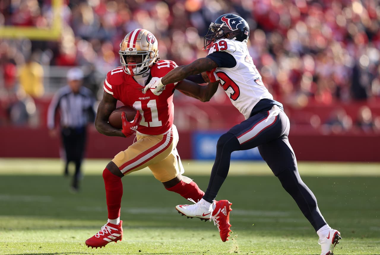 Los San Francisco 49ers desactivaron a los Houston Texans para vencerlos 23-7.