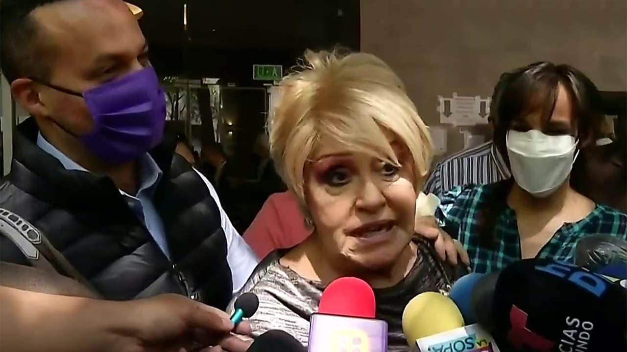 Noreña, quien se autonombra la "viuda" de 'El Príncipe de la Canción', explotó en contra de 'Sarita' y su madre ante las acciones que iniciaron en una corte de EEUU, donde 
<b><a href="https://www.univision.com/shows/el-gordo-y-la-flaca/jose-joel-asegura-que-su-hermana-sara-y-la-mama-de-esta-insisten-en-hacer-las-cosas-mal-video" target="_blank">pretenden pelear la herencia del intérprete. </a></b>
<br>