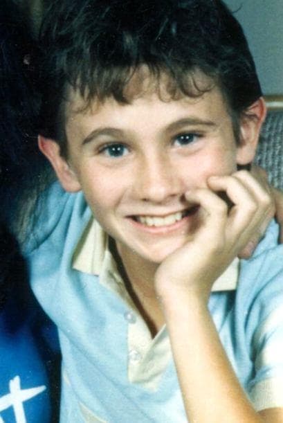 ¿Recuerdas a 'Cesarín'? Él era el integrante más pequeño de esta familia, el actor Luis Mario Quiroz tan sólo tenía 13 años cuando comenzó a grabar esta serie.