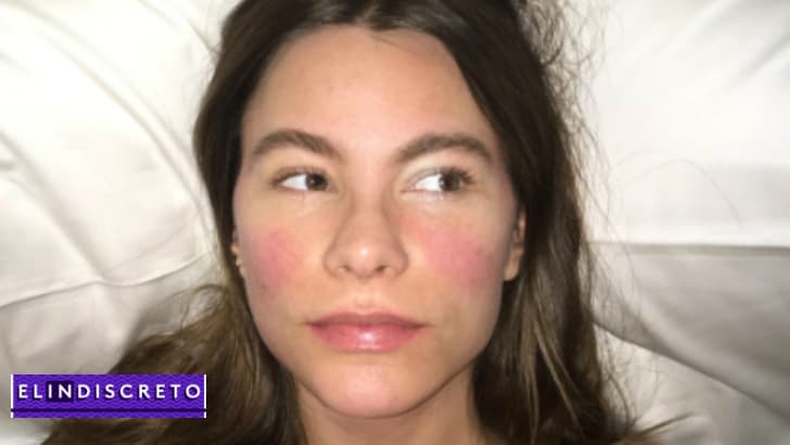 Sofía Vergara compartió esta imagen, sin maquillaje y enferma, en Instagram.