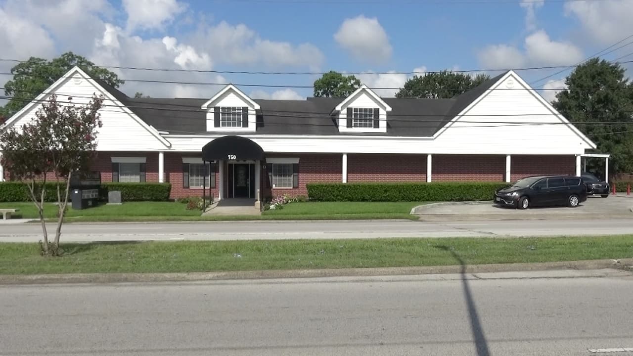 "Jennifer Resendiz perdió para siempre a su hijo. Tiene, por lo tanto, derecho a ser compensada", agrega el escrito.Debido al "sufrimiento" que tendrá la madre y que tanto ella como María resultaron "heridas gravemente", están pidiendo una compensación por más de 1 millón de dólares.