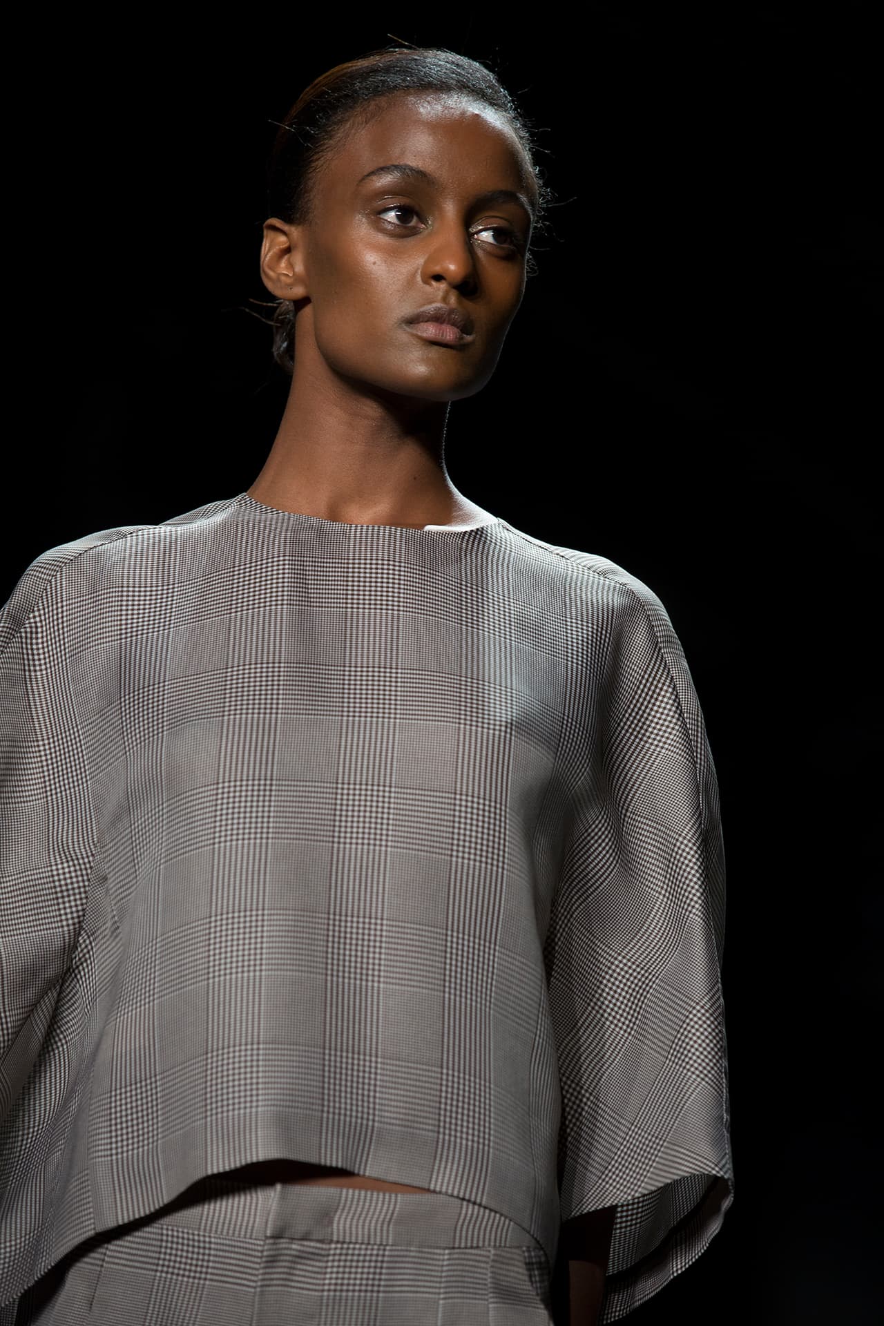 La colección de Taoray Wang se presentó en la semana de la moda de Nueva York con gran éxito. La firma fusiona la cultura asiática con la moda de Europa y América, es elegante con un atractivo global. Diseñador Taoray Wang. NYFW, Spring/Summer 2016 - 14/09/2015.