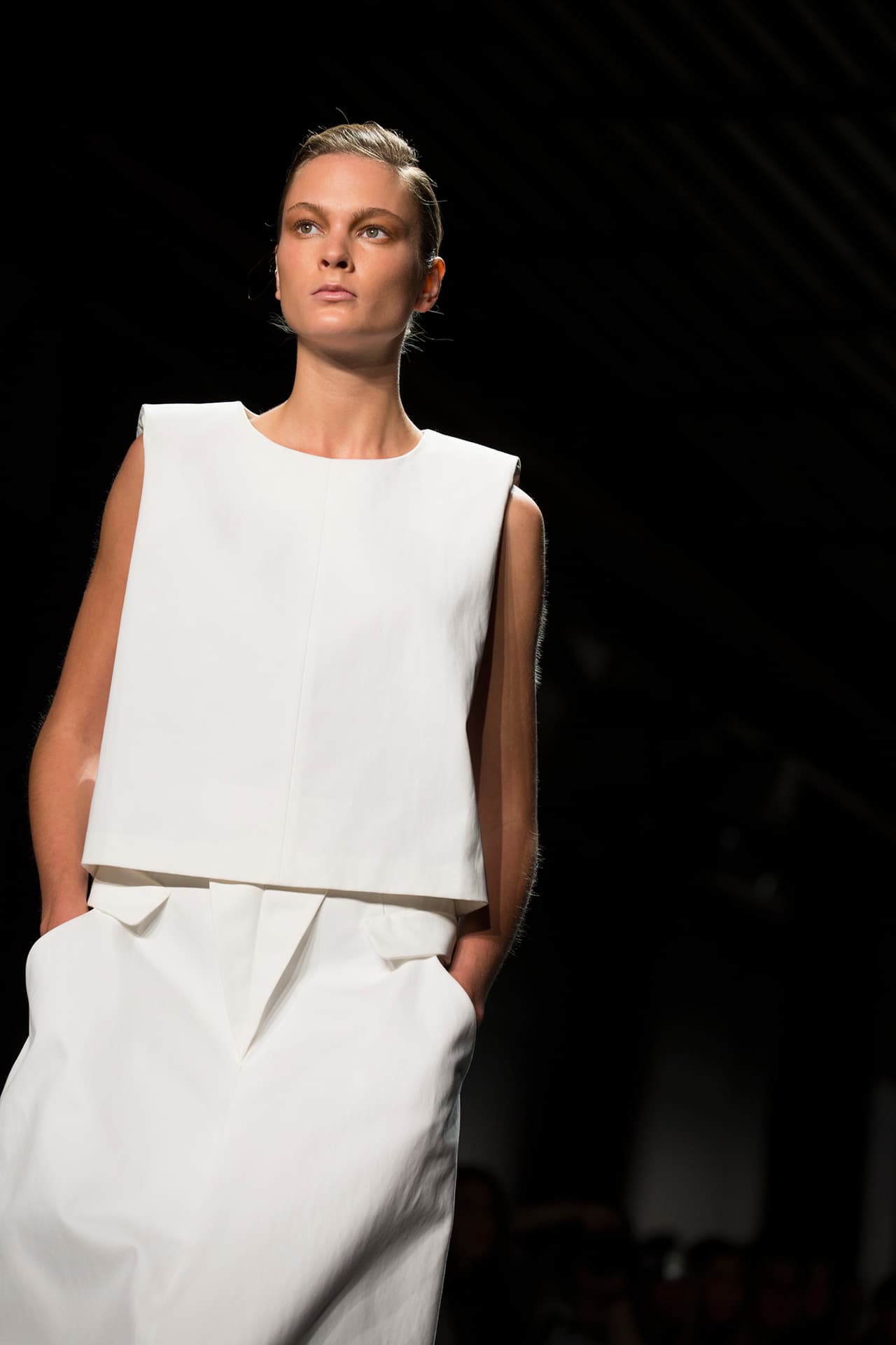 La colección de Taoray Wang se presentó en la semana de la moda de Nueva York con gran éxito. La firma fusiona la cultura asiática con la moda de Europa y América, es elegante con un atractivo global. Diseñador Taoray Wang. NYFW, Spring/Summer 2016 - 14/09/2015.