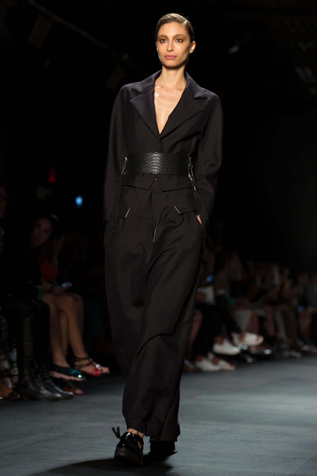 La colección de Taoray Wang se presentó en la semana de la moda de Nueva York con gran éxito. La firma fusiona la cultura asiática con la moda de Europa y América, es elegante con un atractivo global. Diseñador Taoray Wang. NYFW, Spring/Summer 2016 - 14/09/2015 .