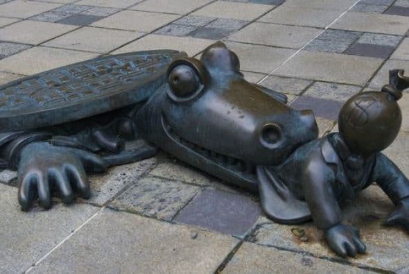 Cocodrilo comiéndose un capitalista, Nueva York