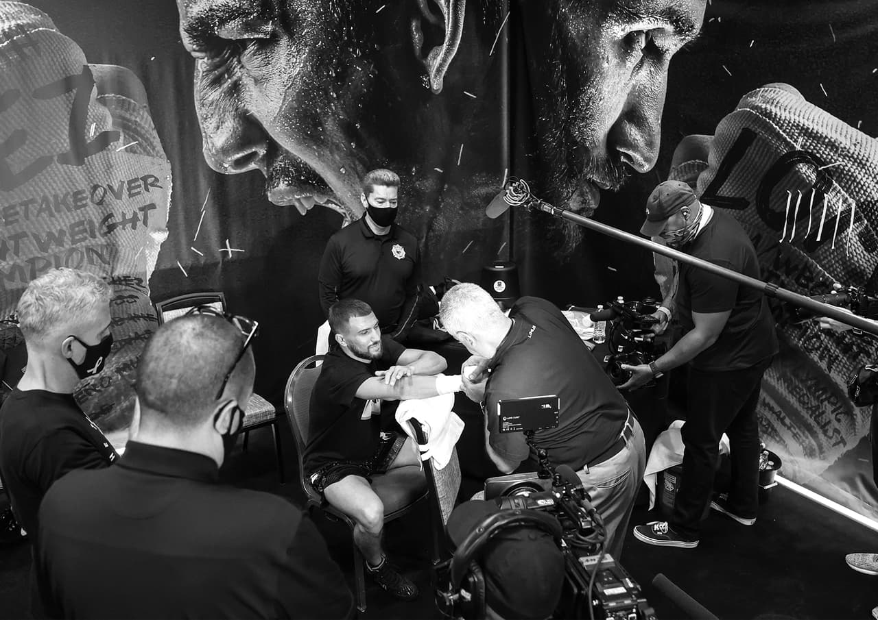 Así se vivieron los instantes previos al combate por la unificación de los títulos CMB, AMB, OMB y FIB.