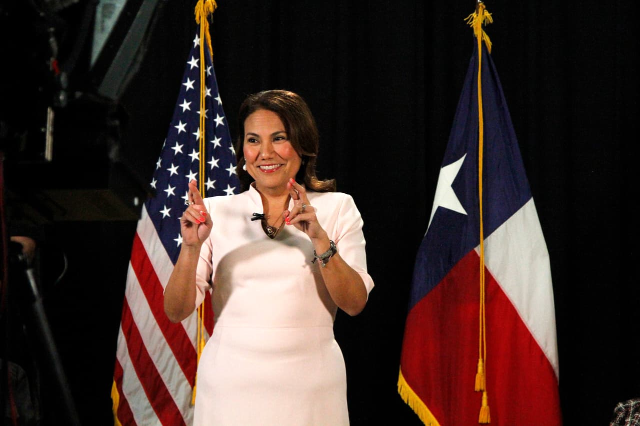 Veronica Escobar, representante demócrata por Texas. La congresista, que se encuentra en su ciudad, El Paso, dará la respuesta en español al discurso.
<br>