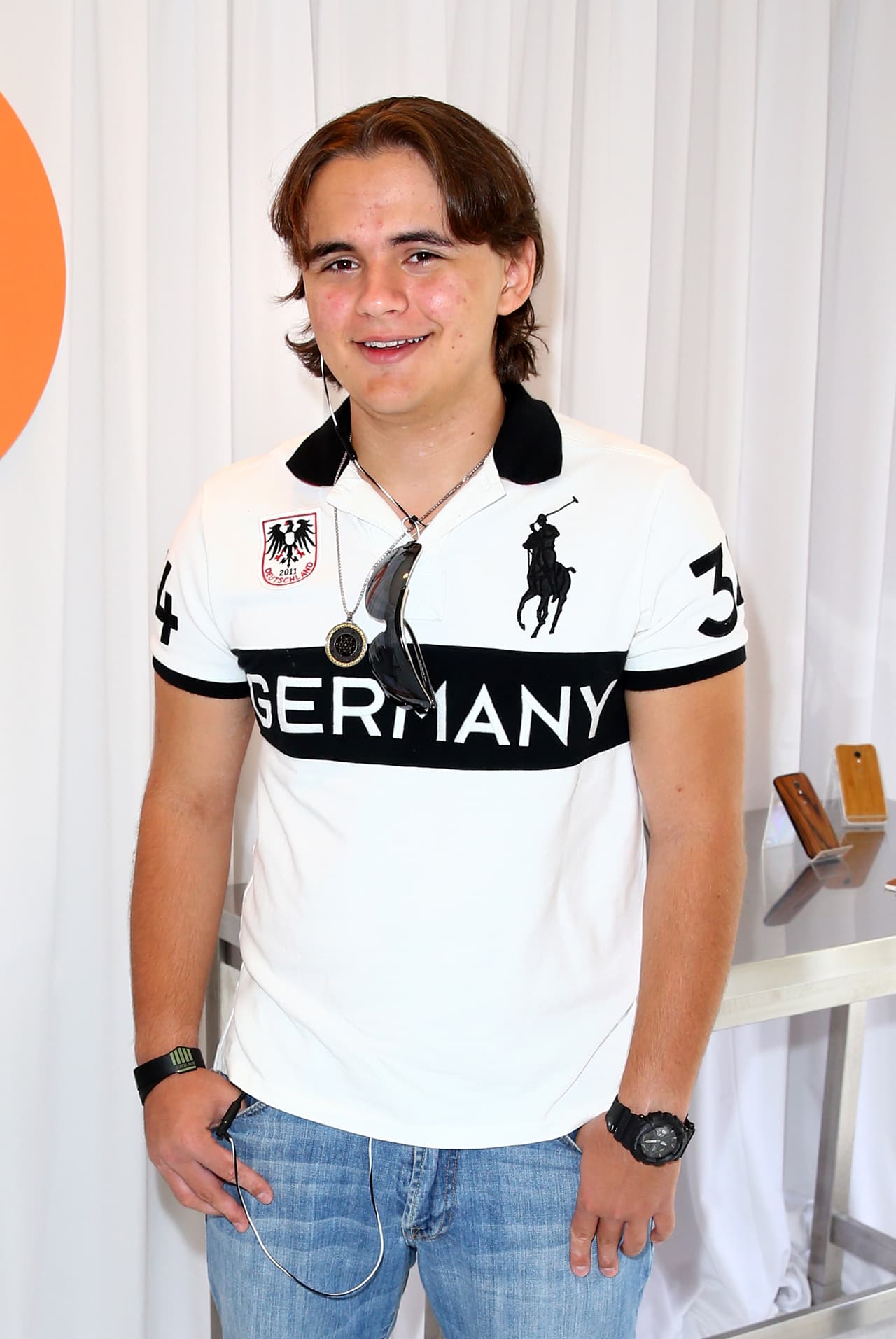 Prince es el hermano mayor de los Jackson, por esa razón trata de guardar compostura, pues sabe que nunca dejará de estar en el ojo del huracán.