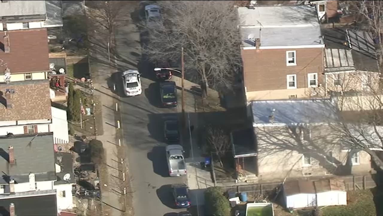 Tiroteo a plena luz del en Tacony día deja tres heridos 