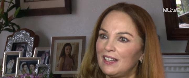 Gabriela Hassel dejó los foros de grabación porque prefirió enfocarse en su vida familiar, se casó y se convirtió en madre de dos niñas. “Mi familia siempre ha sido mi prioridad”, dijo.