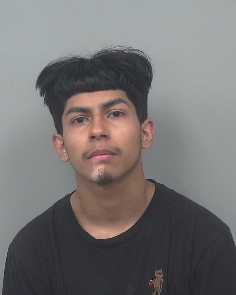 Gianncarlo Pérez, de 18 años.