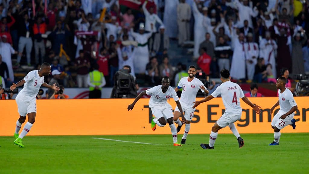 El festejo fue rotundo, enorme, acordo al pedazo de gol que había marcado el atacante catarí.