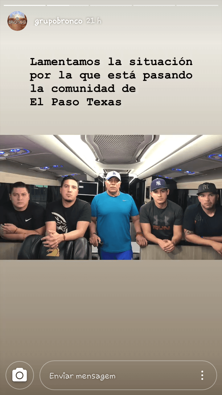 La agrupación compartió un par de clips en los que 
<b>Lupe Esparza indicó que ellos sí se encontraban cerca del lugar donde ocurrió la masacre en El Paso</b>, Texas; sin embargo, al ver el caos se resguardaron.