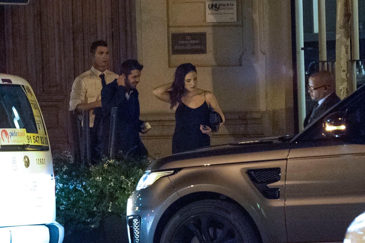 Cristiano Ronaldo está disfrutando de su soltería.