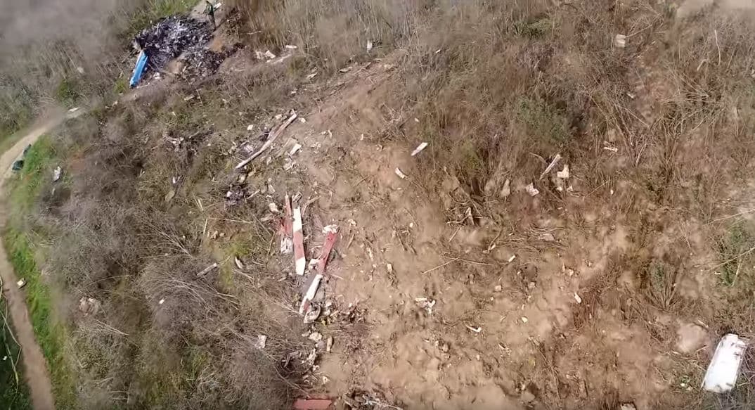 Oficiales del NTSB determinaron que el helicóptero Sikorsky S-76 falló en esquivar la montaña por solo 20 o 30 pies de altura.