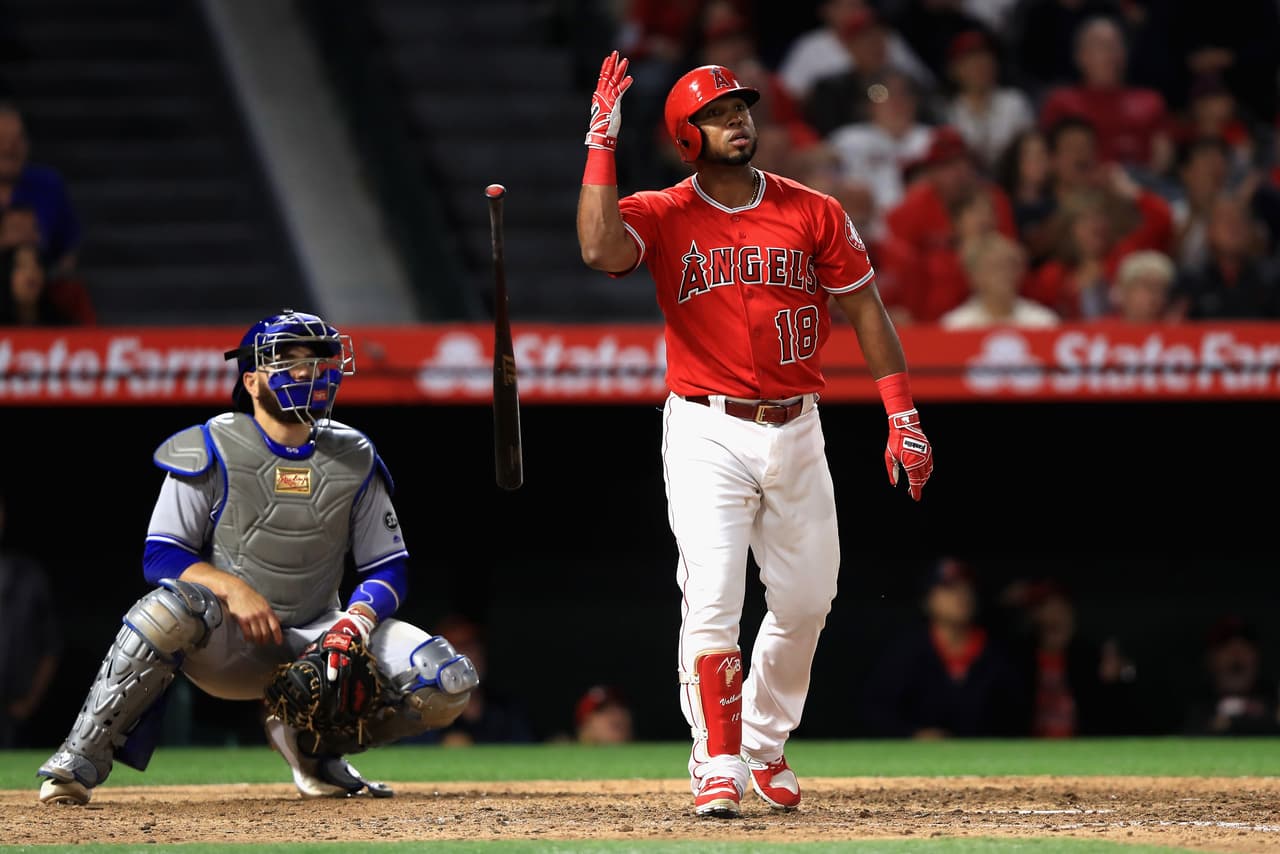 El coche en el que iban Castillo y Valbuena (en la foto) recibió el golpe de una piedra –lanzada por ladroas que pretendían hacerlos parar para luego asaltarlos–, perdieron el control del mismo y terminaron volcados.