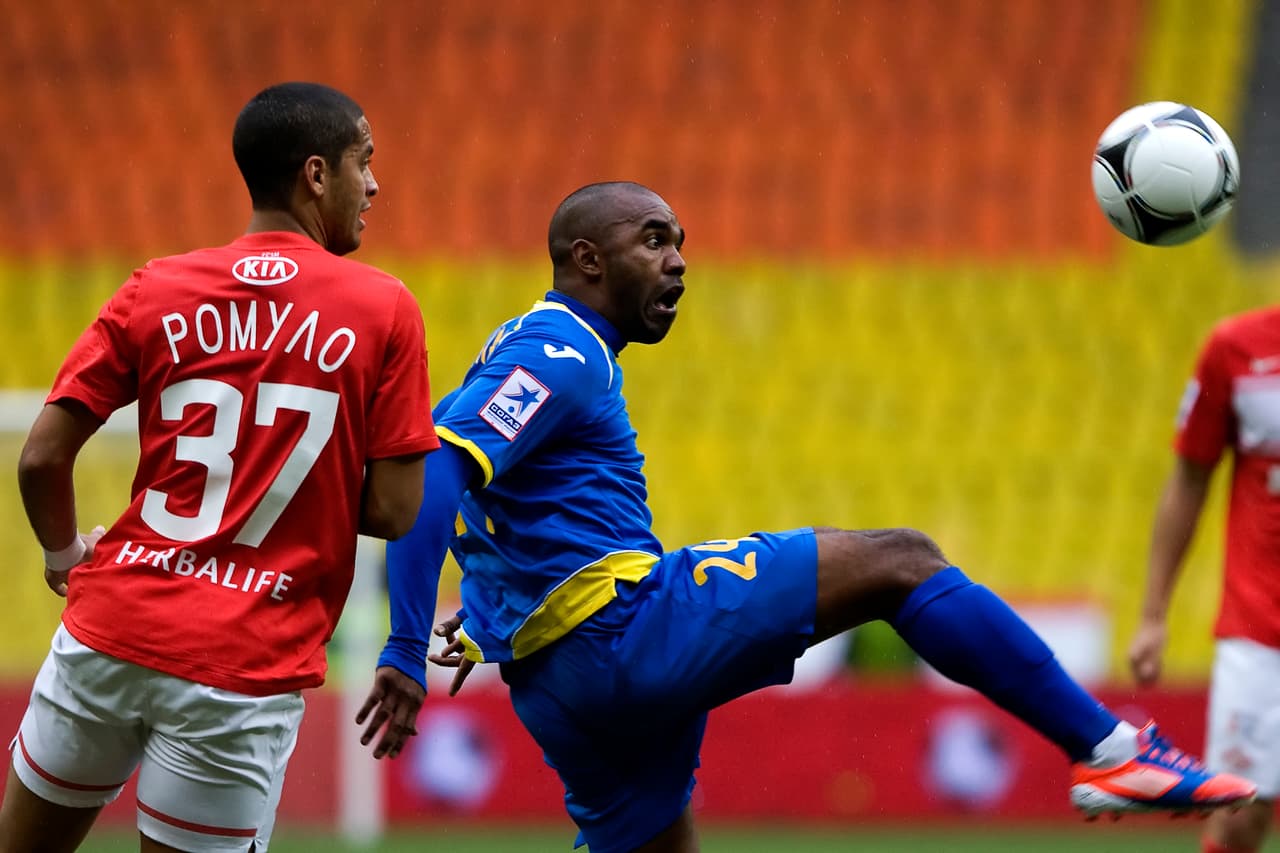Después del Liverpool, vagó por España, Francia, Rusia y la MLS. Ahora juega en Tailandia.
