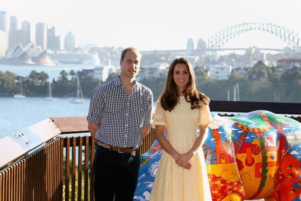 Los Duques de Cambridge continuaron su gira de trabajo, ahora en Australia. Más videos de Chismes aquí.