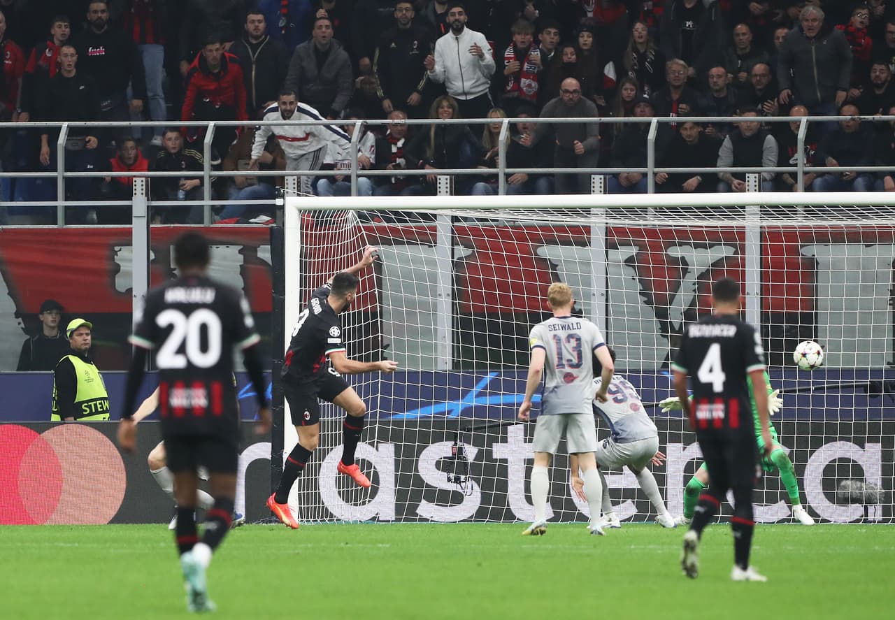 Termina la Fase de Grupos de la UEFA Champions League con el AC Milan como el último equipo en clasificar a los Octavos de Final.