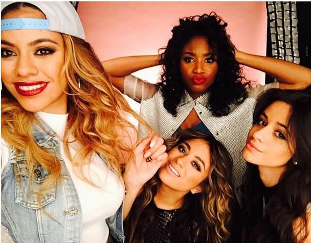 Y copia el sexy, fashion y cool estilo de las Fifth Harmony.