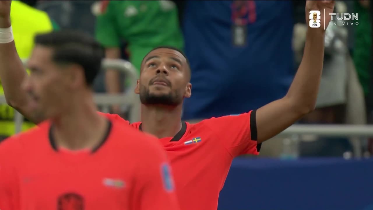 ¡Gol de vestidor! Gakpo sentencia con el tercero para Países Bajos