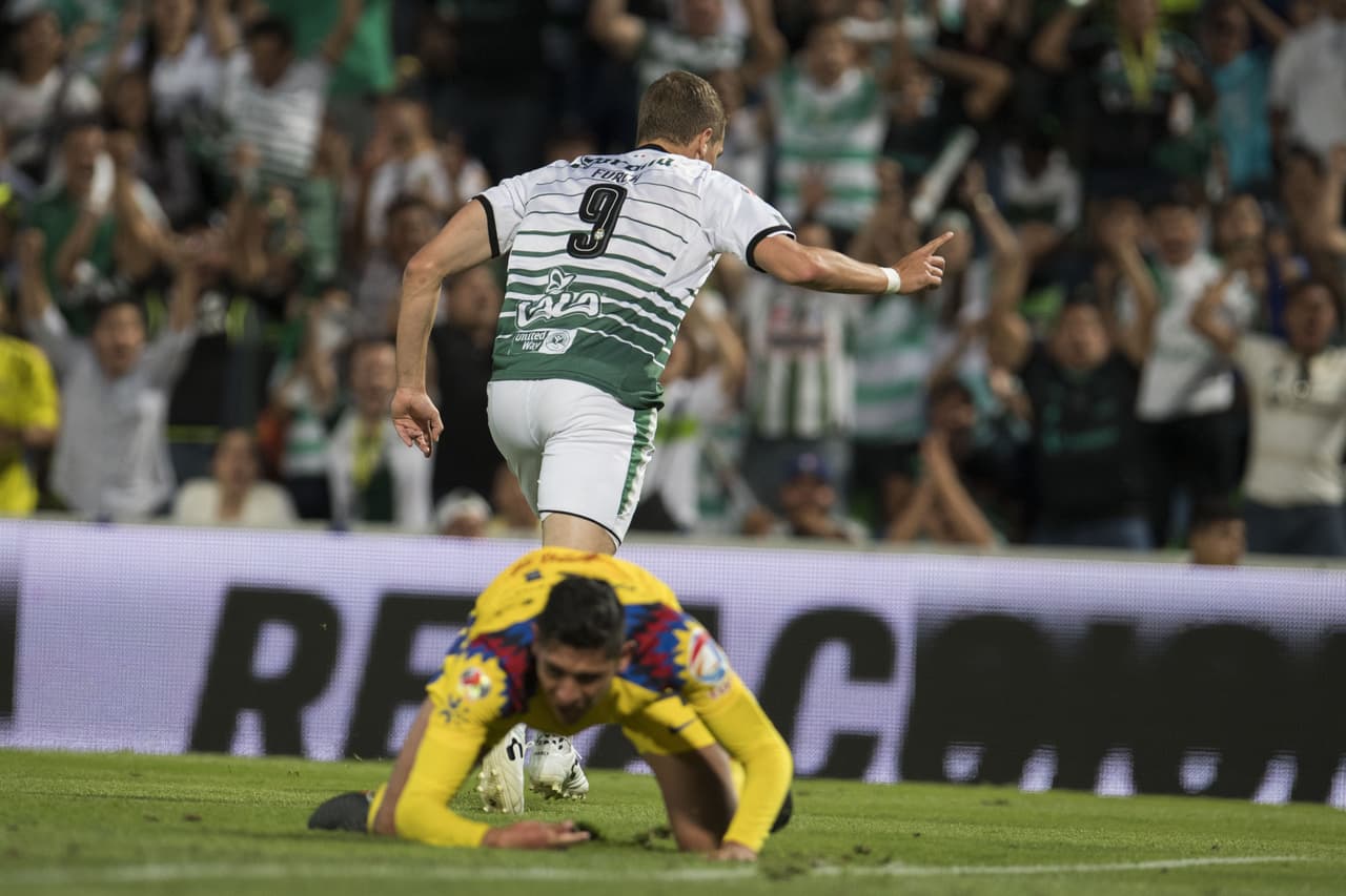 La distancia parecía justa para Santos, que había tenido las oportunidades más claras del partido.