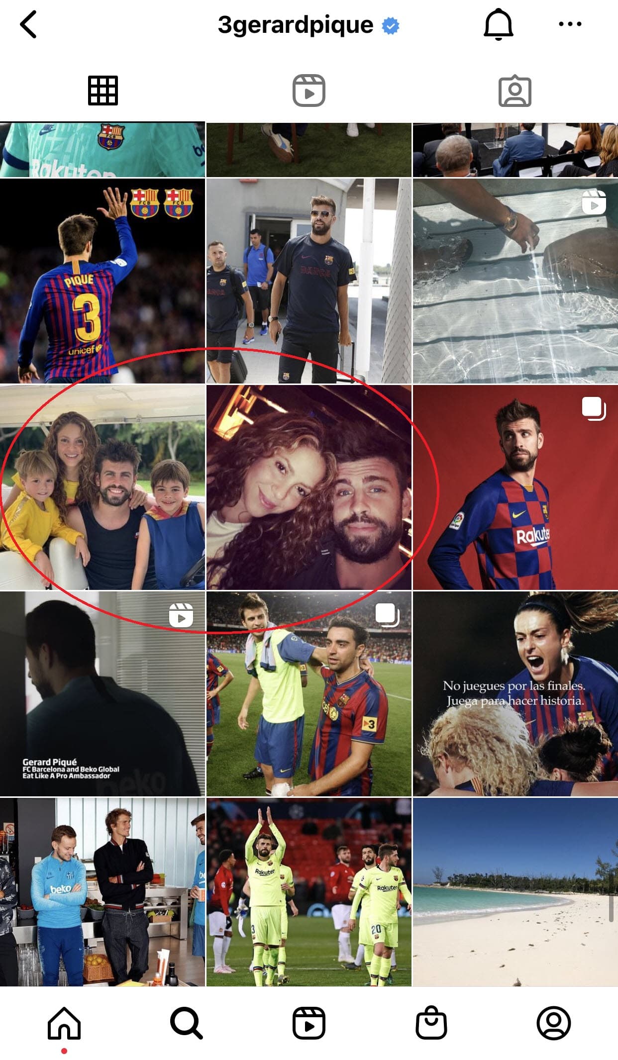 Como se observa en esta captura de pantalla, se tratan de imágenes en las que aparece solo con ella de manera muy cariñosa y en otras junto a sus hijos. 
<br>