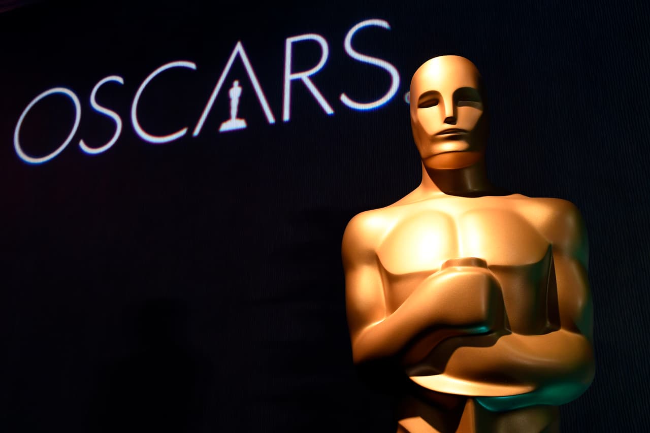 La última ceremonia de los premios Oscar celebrada sin un anfitrión fue en 1989, cuando la producción optó por reunir a varias estrellas en lugar de un solo presentador.