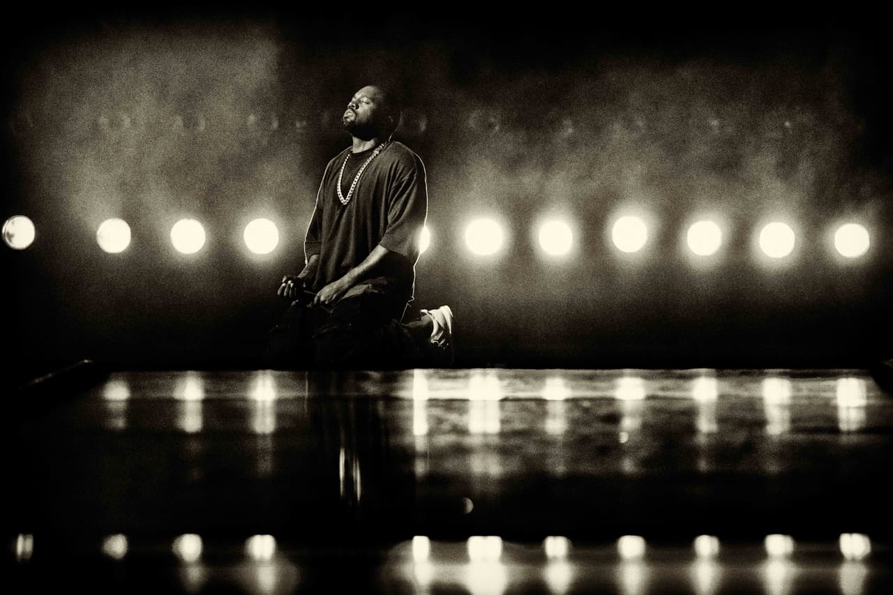 Pero por un momento sí perdió los estribos y terminó ofendiendo a quienes lo agreden en sus cuentas.