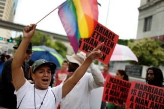 Las parejas homosexuales ahora pueden casarse en los estados de Utah, Indiana, Oklahoma, Virginia y Wisconsin.