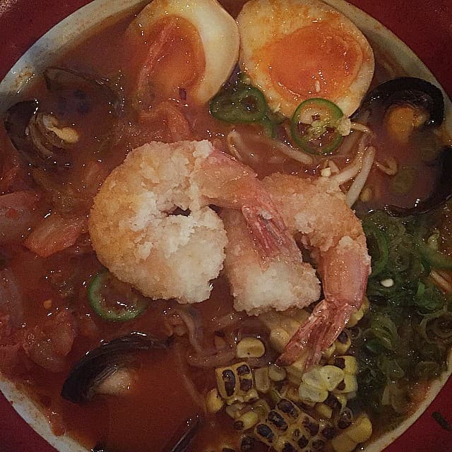 Al parecer, los camarones son de su alimento favorito pues a través de sus cuentas personales comparte fotos como este platillo.