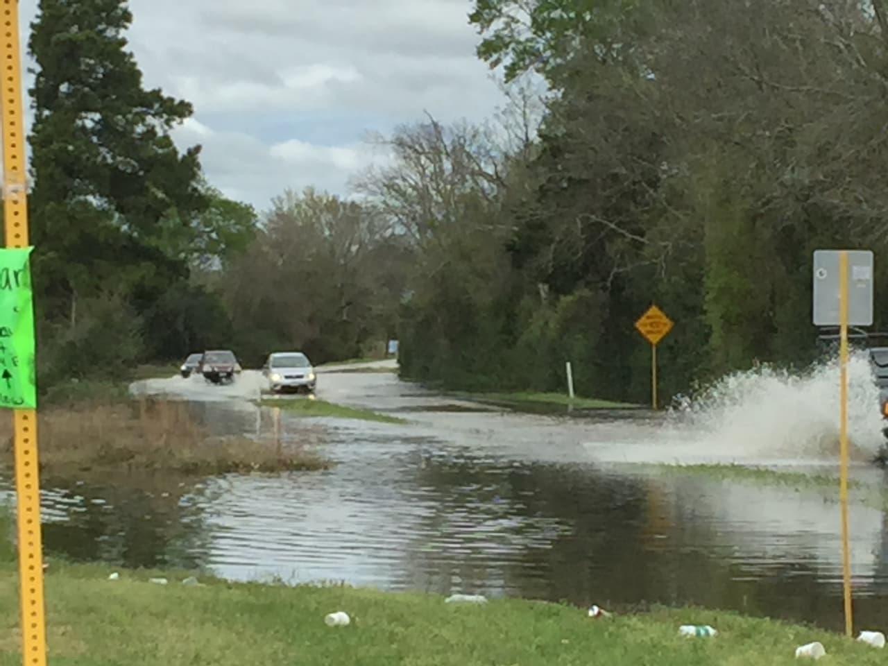 Cerca al parque Cullen, al oeste de la ciudad
