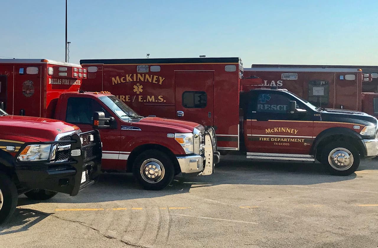 El Departamento de Bomberos de McKinney dijo que se están preparando para ayudar a las comunidades costeras de Texas tras el paso de los huracanes.