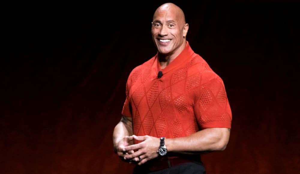 Dwayne Johnson actor que tuvo su debut en el cine en 'The Mummy Returns'