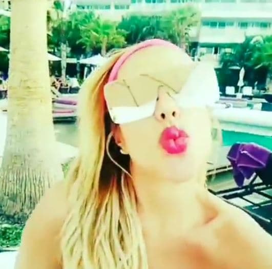 En este sentido, la actriz de 52 años de edad explicó: "Fue un arreglito por ahí que te hiciste, que lo pagué muy caro, por cierto. Es la primera vez que lo digo".