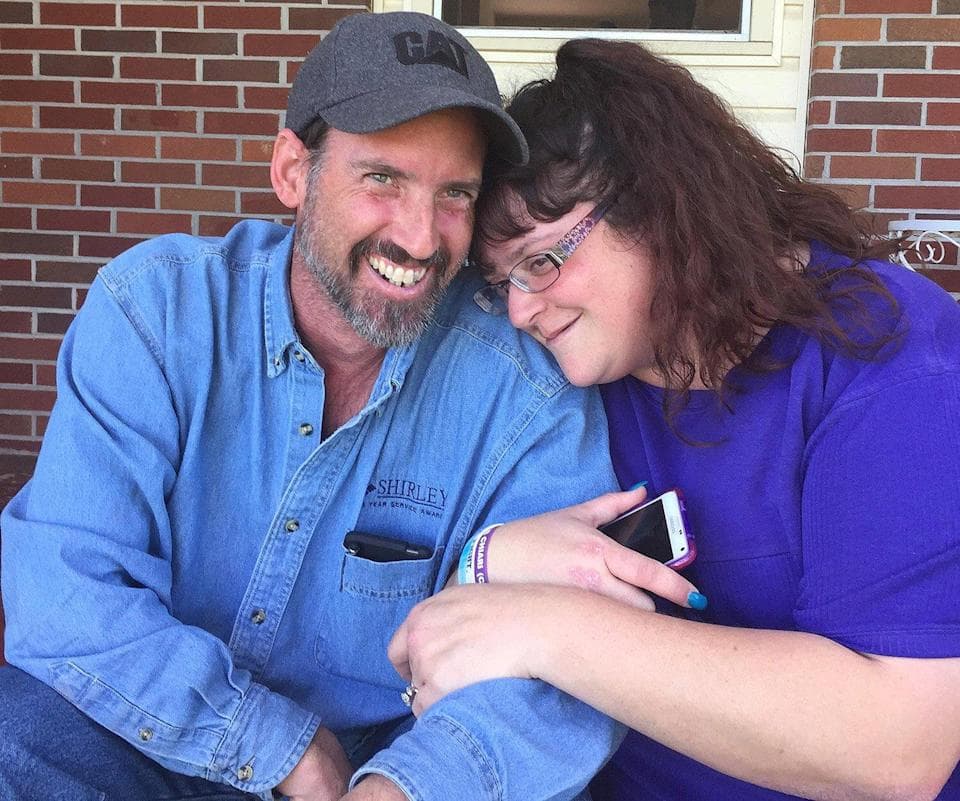 No se vacunaron y dejan cinco huérfanos por el covid-19: la tragedia de una familia de Virginia