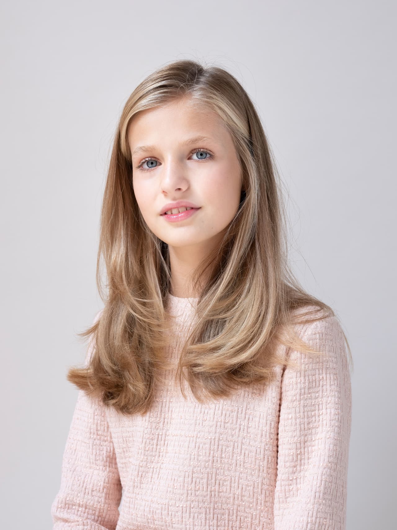 <a href="https://www.univision.com/famosos/despedida-princesa-leonor-estudios-gales-reyes-de-espana-fotos">La princesa Leonor</a> podrá librarse por una época de las reglas de su mamá, debido a que desde el 30 de agosto se encuentra estudiando el bachillerato en la escuela UWC Atlantic, en el Reino Unido.